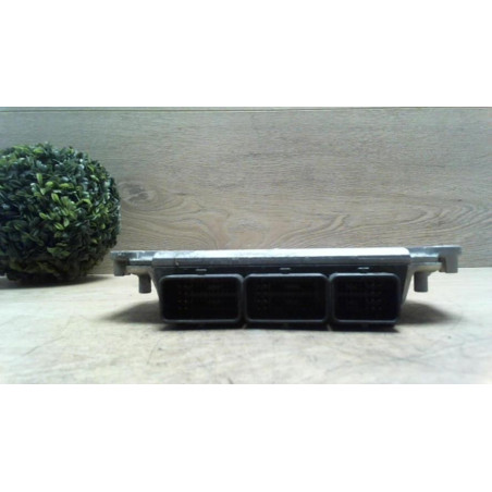 Calculateur moteur RENAULT LAGUNA 2 PHASE 1 d’occasion