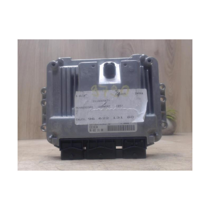 Calculateur moteur RENAULT ESPACE 4 PHASE 1 d’occasion