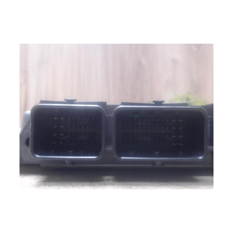 Calculateur moteur RENAULT ESPACE 4 PHASE 1 d’occasion