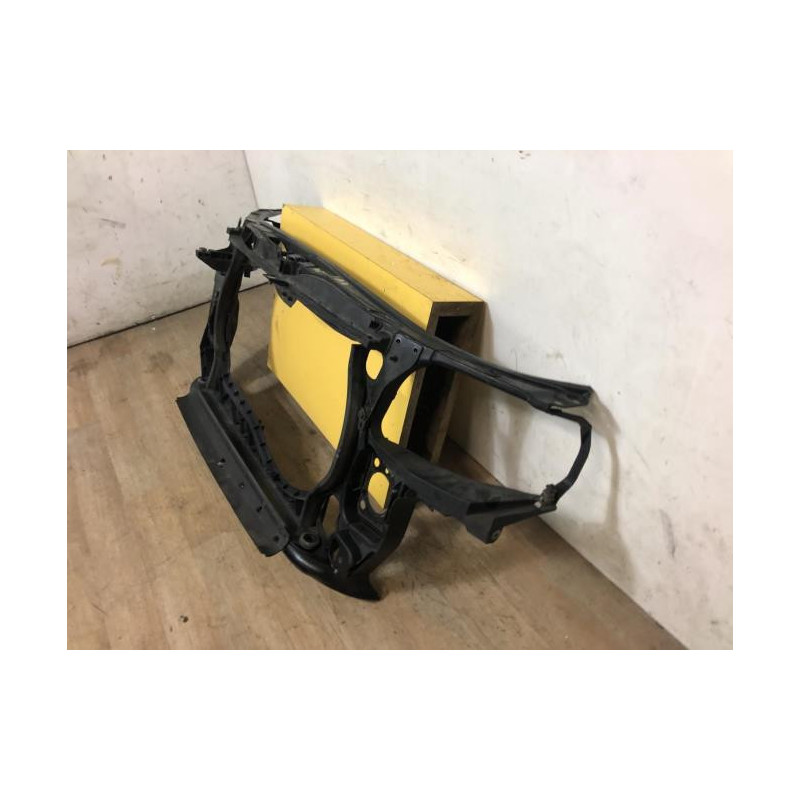 Armature avant, Masque avant AUDI A4 2 PHASE 2 d’occasion