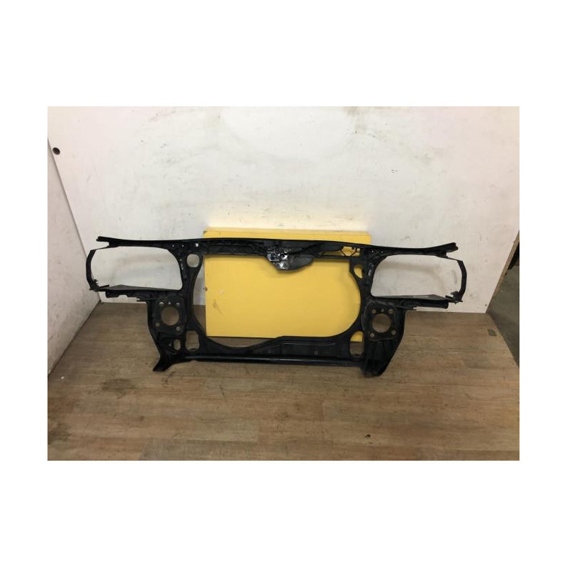 Armature avant, Masque avant AUDI A4 2 PHASE 2 d’occasion