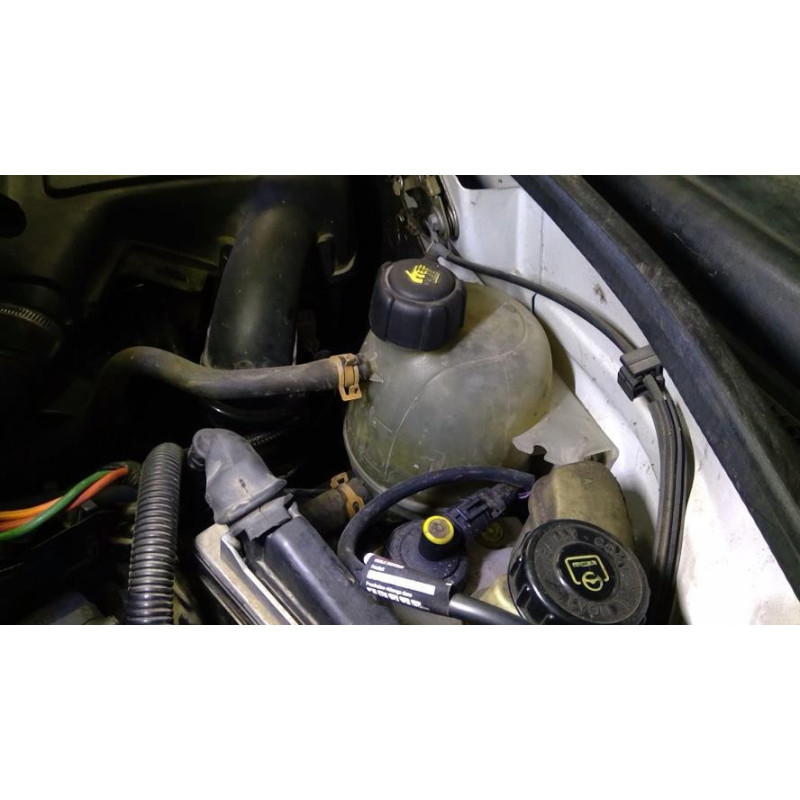 Platine feu arriere gauche RENAULT KANGOO 1 PHASE 1 d’occasion