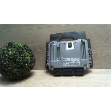 Calculateur moteur CITROEN C4 GRAND PICASSO 1 d’occasion