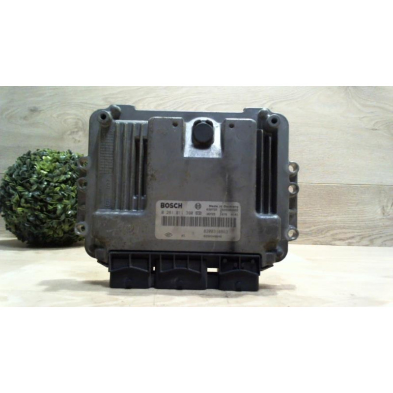 Calculateur moteur RENAULT SCENIC 2 PHASE 1 d’occasion