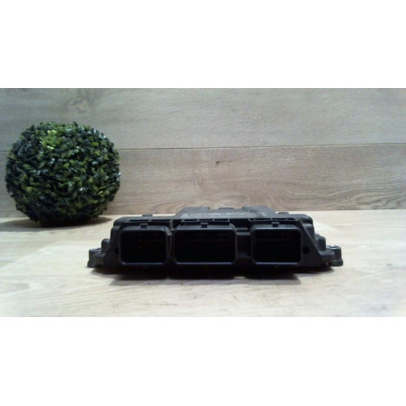 Calculateur moteur RENAULT SCENIC 2 PHASE 1 d’occasion