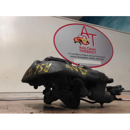 Etrier avant droit (freinage) AUDI RS6 (C5) d’occasion