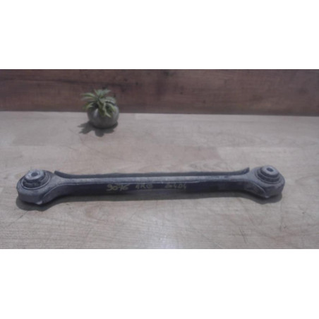 Bras de suspension superieur arriere gauche BMW SERIE 1 E87 PHASE 1 d’occasion
