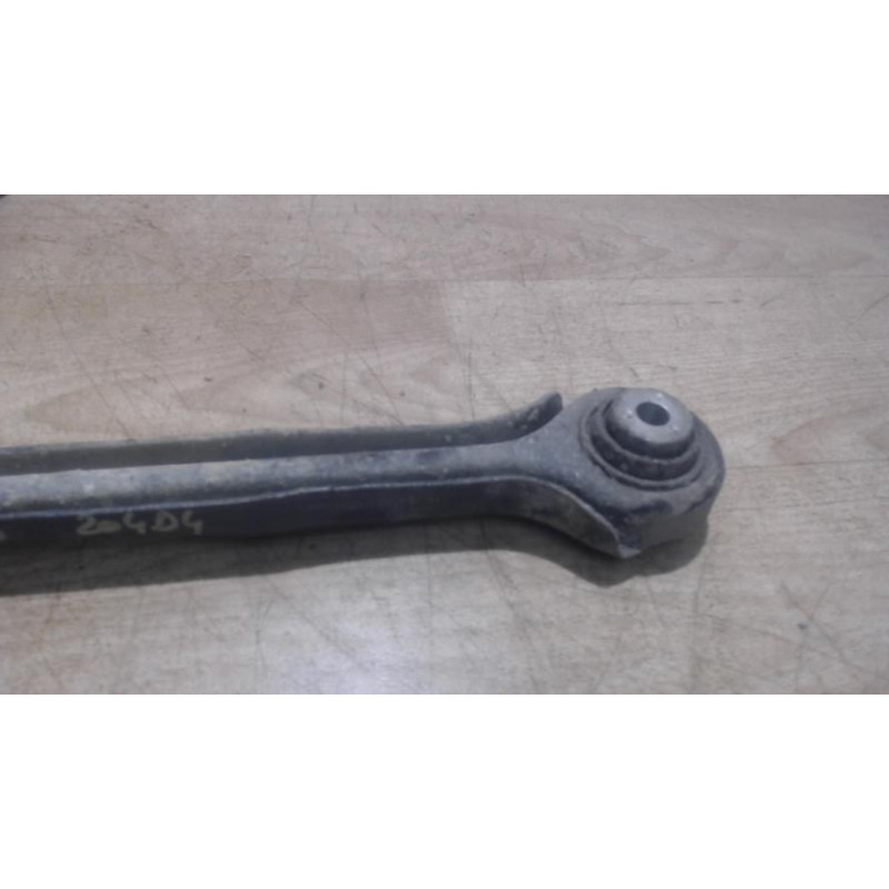 Bras de suspension superieur arriere gauche BMW SERIE 1 E87 PHASE 1 d’occasion