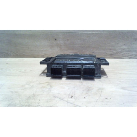 Calculateur moteur RENAULT CLIO 3 PHASE 1 d’occasion