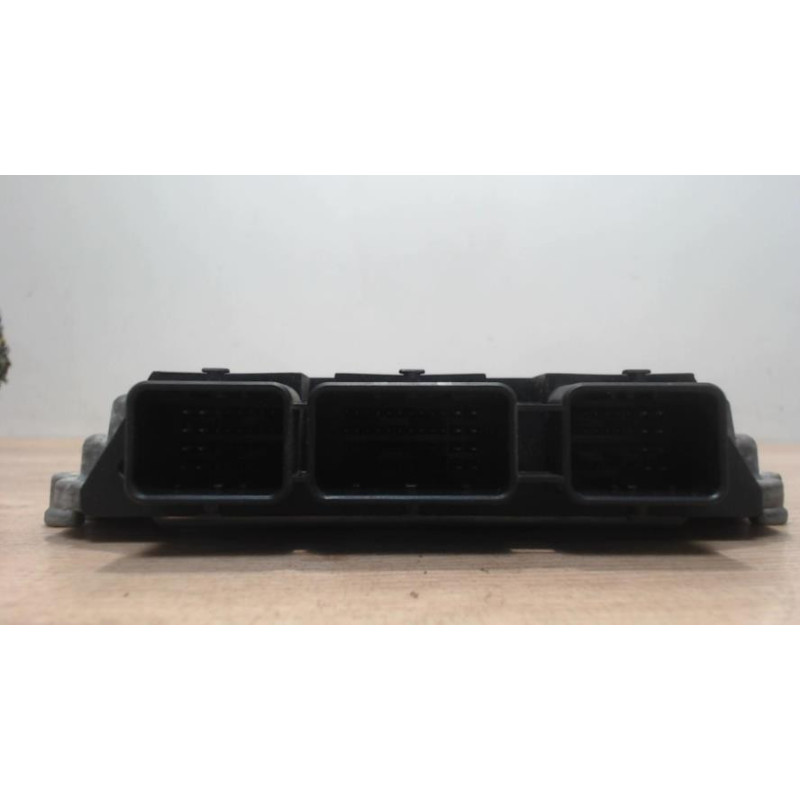 Calculateur moteur RENAULT SCENIC 2 PHASE 1 d’occasion
