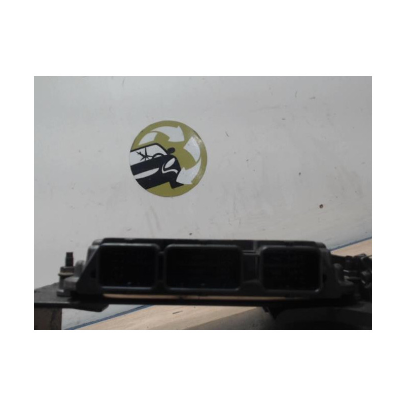Calculateur moteur RENAULT MEGANE 2 PHASE 1 d’occasion