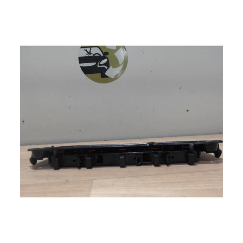 Feu arriere stop central CITROEN C5 1 PHASE 2 d’occasion