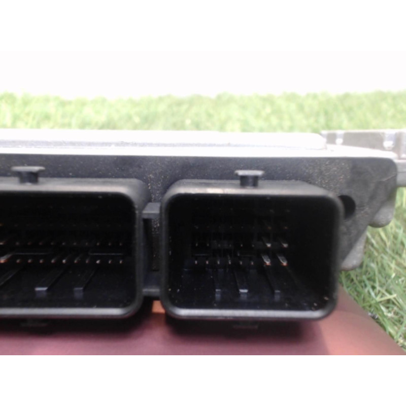 Calculateur moteur CITROEN C4 1 PHASE 1 d’occasion
