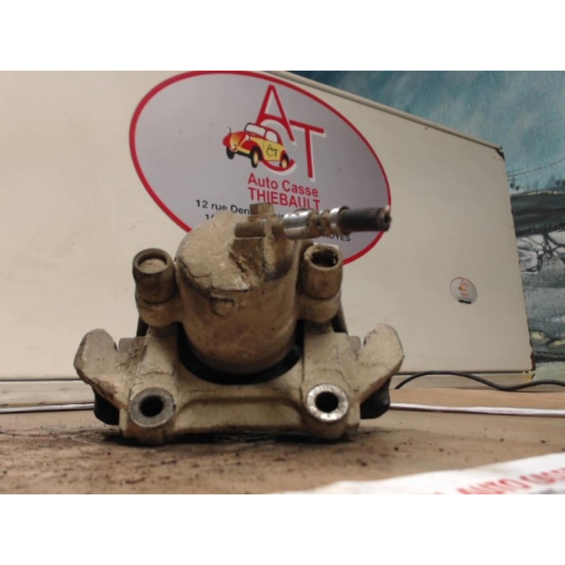 Etrier avant droit (freinage) VOLKSWAGEN GOLF 4 MOTION d’occasion
