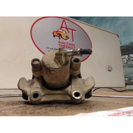 Etrier avant droit (freinage) VOLKSWAGEN GOLF 4 MOTION d’occasion