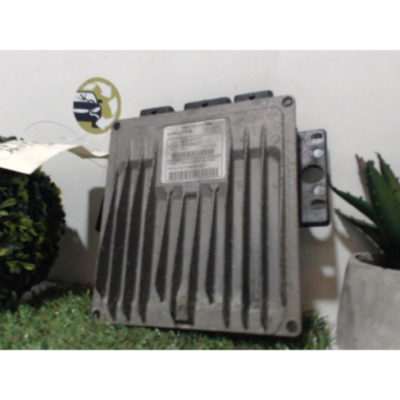 Calculateur moteur RENAULT CLIO 2 PHASE 2 d’occasion