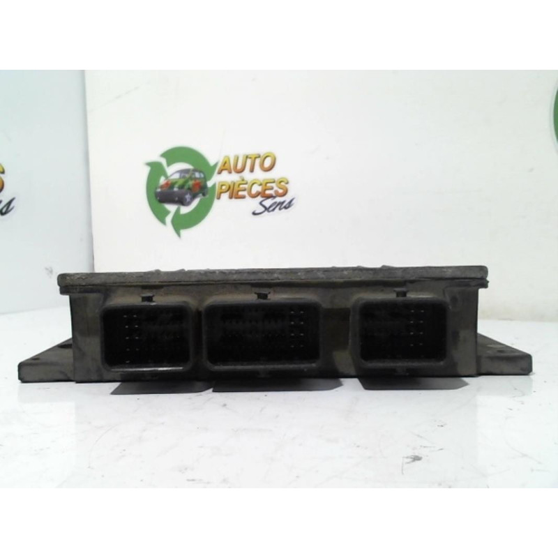 Calculateur moteur RENAULT CLIO 2 PHASE 2 d’occasion