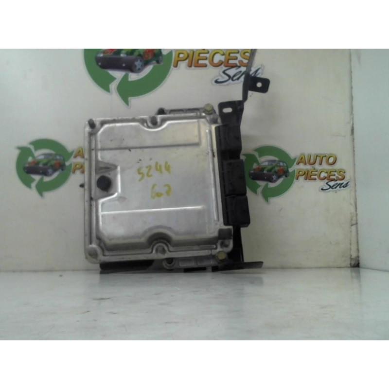 Calculateur moteur PEUGEOT 607 PHASE 1 d’occasion