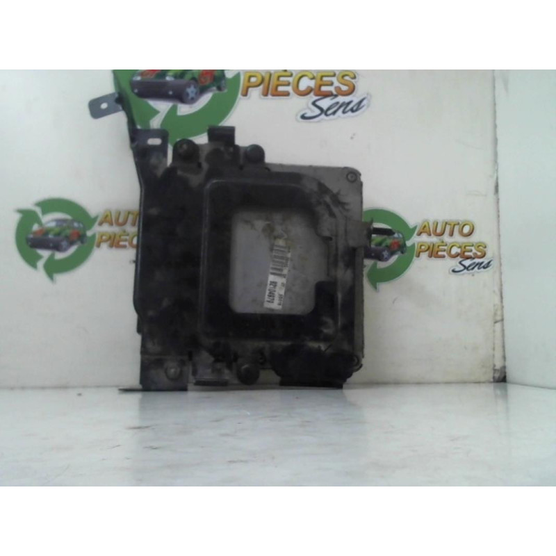 Calculateur moteur PEUGEOT 607 PHASE 1 d’occasion