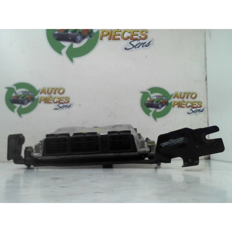 Calculateur moteur PEUGEOT 607 PHASE 1 d’occasion