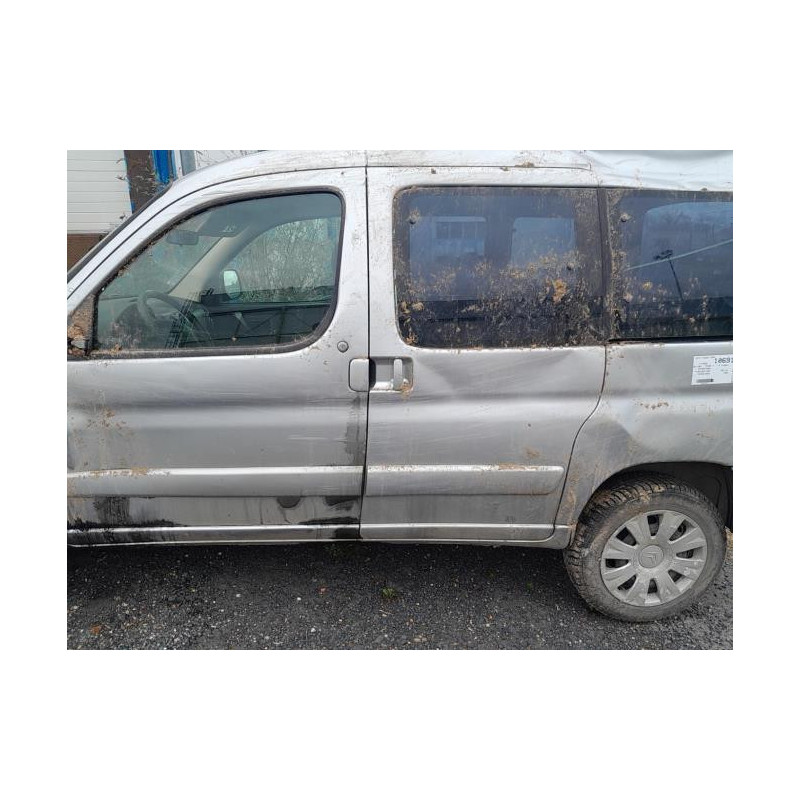 Vitre arriere droit CITROEN BERLINGO 1 PHASE 2 d’occasion