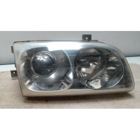 Optique avant principal droit (feux)(phare) HYUNDAI TRAJET d’occasion
