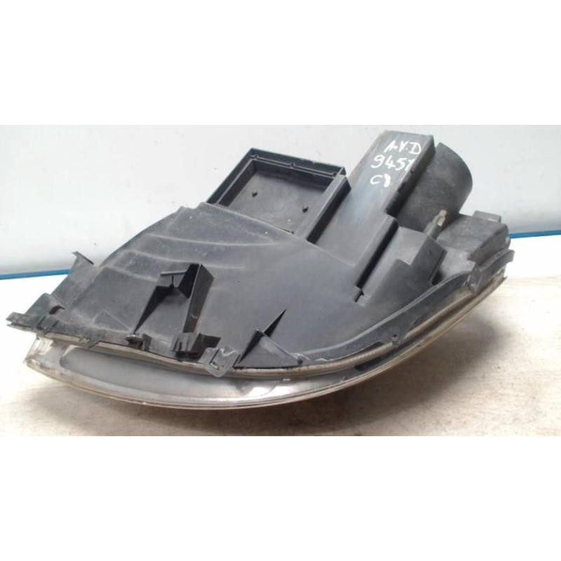 Optique avant principal droit (feux)(phare) CITROEN C8 d’occasion