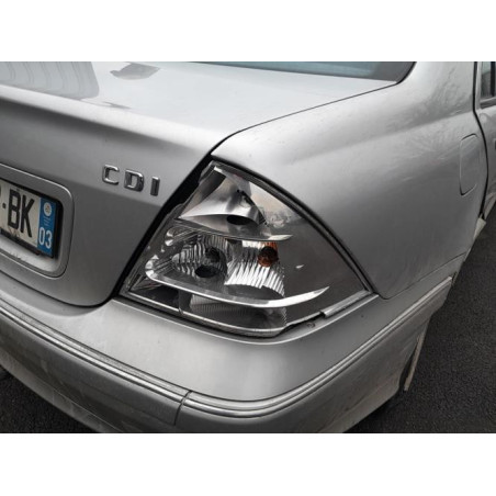 Optique avant principal gauche (feux)(phare) MERCEDES CLASSE C 203 PHASE 1 d’occasion