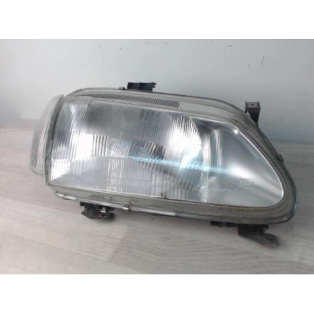 Optique avant principal droit (feux)(phare) RENAULT MEGANE 1 PHASE 1 d’occasion