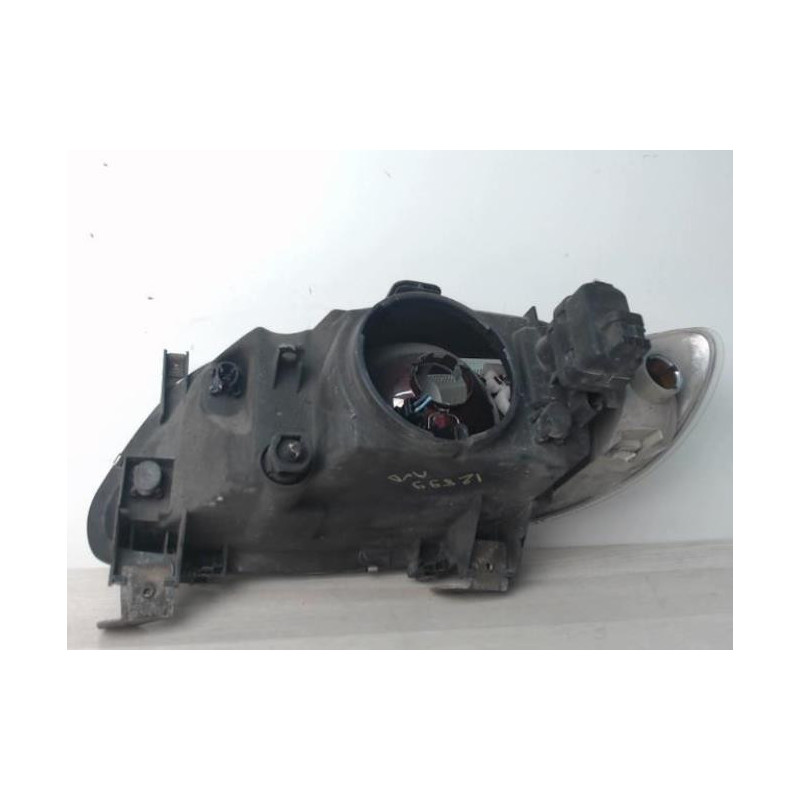 Optique avant principal droit (feux)(phare) RENAULT MEGANE 1 PHASE 1 d’occasion