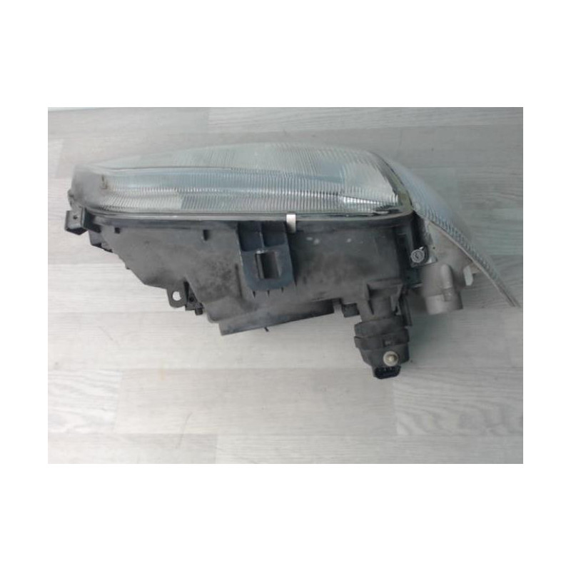 Optique avant principal droit (feux)(phare) RENAULT MEGANE 1 PHASE 1 d’occasion