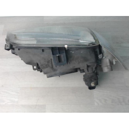 Optique avant principal droit (feux)(phare) RENAULT MEGANE 1 PHASE 1 d’occasion