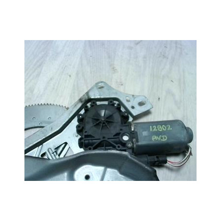 Leve vitre electrique avant droit RENAULT LAGUNA 1 PHASE 2 d’occasion