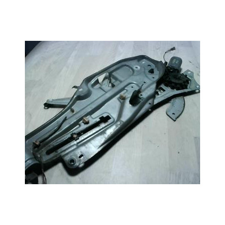 Leve vitre electrique avant gauche RENAULT LAGUNA 1 PHASE 2 d’occasion