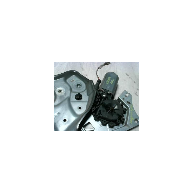 Leve vitre electrique avant gauche RENAULT LAGUNA 1 PHASE 2 d’occasion