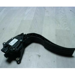Pedalier d'accelerateur RENAULT CLIO 4 PHASE 2 d’occasion