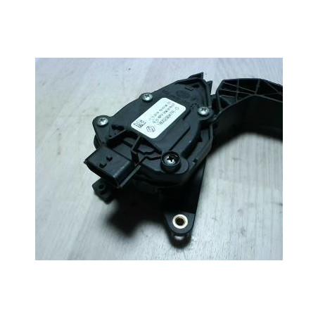 Pedalier d'accelerateur RENAULT CLIO 4 PHASE 2 d’occasion
