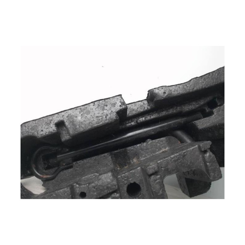 Cric (Ensemble depannage) RENAULT MEGANE 2 PHASE 2 BREAK d’occasion