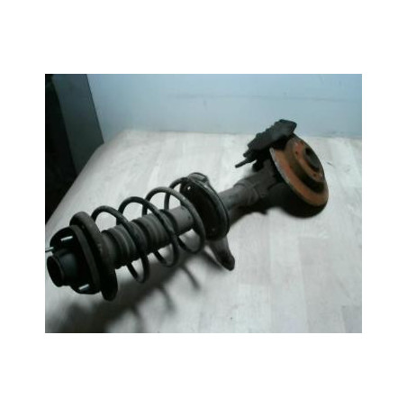 Bras de suspension superieur avant droit CITROEN SAXO PHASE 1 d’occasion