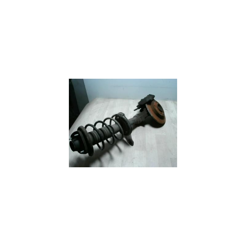 Bras de suspension superieur avant droit CITROEN SAXO PHASE 1 d’occasion