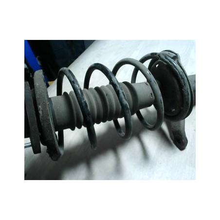 Bras de suspension superieur avant droit CITROEN SAXO PHASE 1 d’occasion