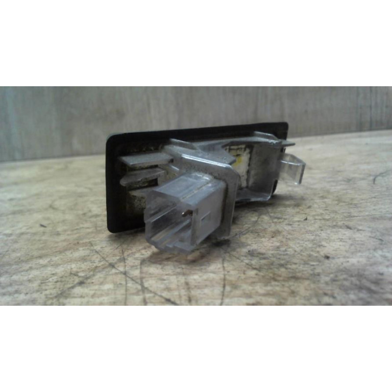 Eclairage de plaque RENAULT SCENIC 2 PHASE 2 d’occasion