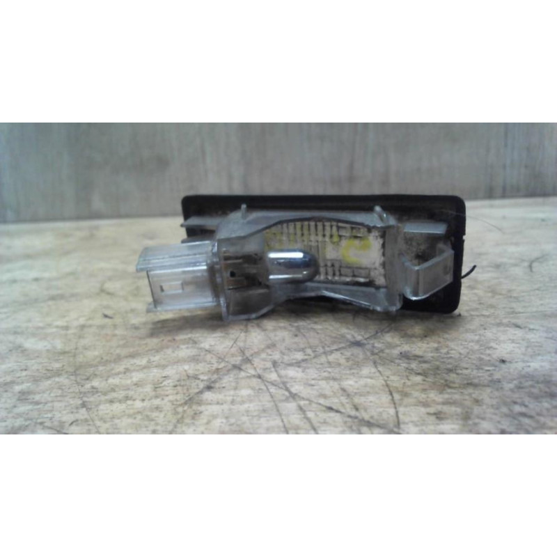 Eclairage de plaque RENAULT SCENIC 2 PHASE 2 d’occasion