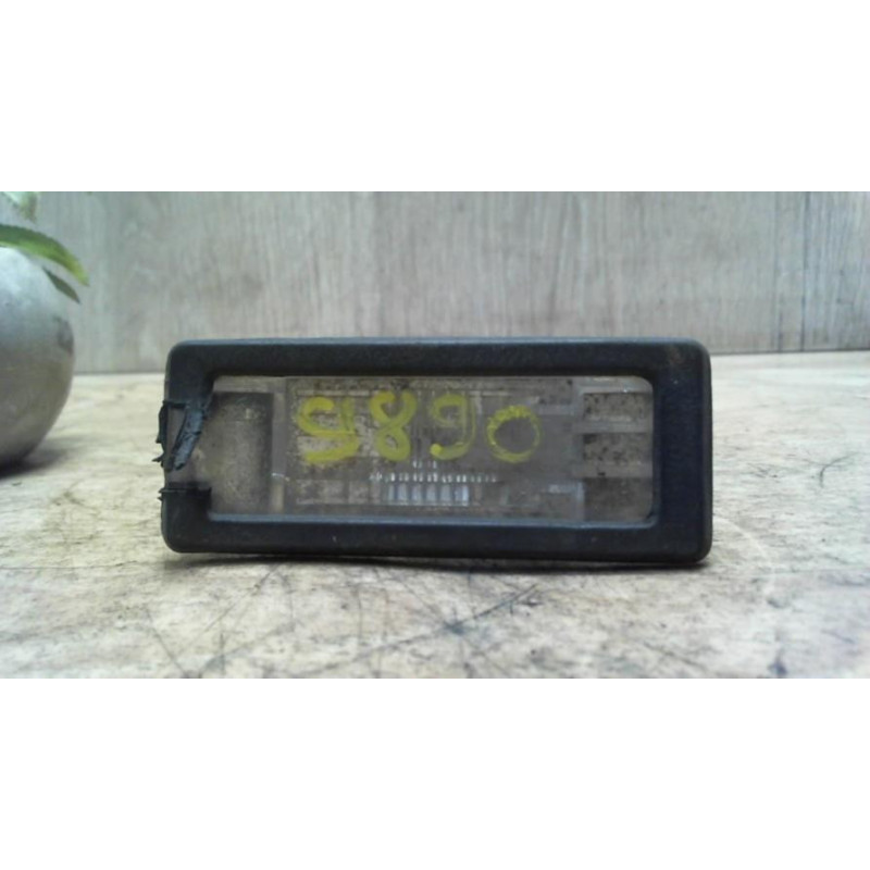 Eclairage de plaque RENAULT SCENIC 2 PHASE 2 d’occasion