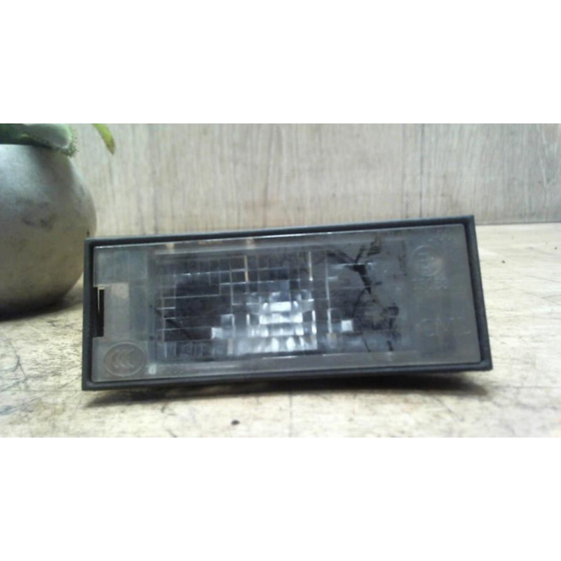 Eclairage de plaque RENAULT CLIO 4 PHASE 1 d’occasion