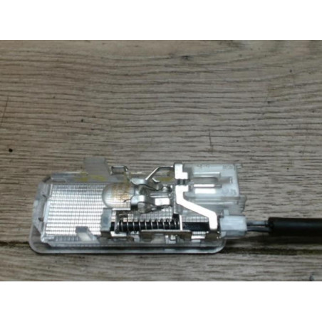 Eclairage de plaque PEUGEOT 1007 d’occasion