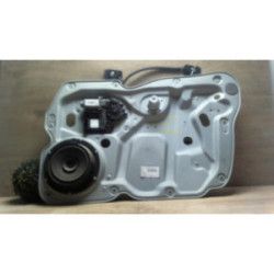 Leve vitre electrique avant droit VOLKSWAGEN CADDY 3 PHASE 2 d’occasion