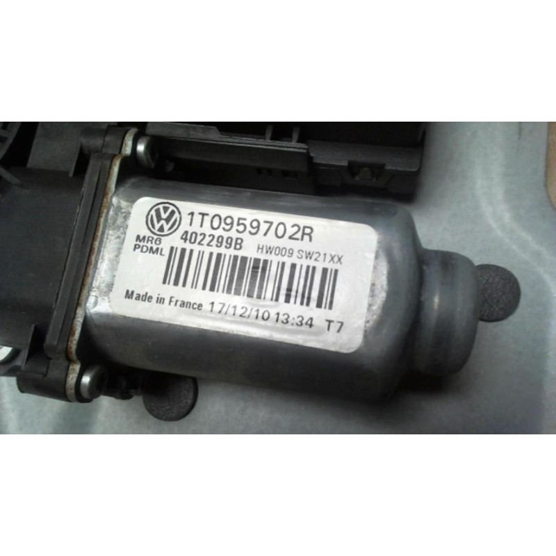 Leve vitre electrique avant droit VOLKSWAGEN CADDY 3 PHASE 2 d’occasion