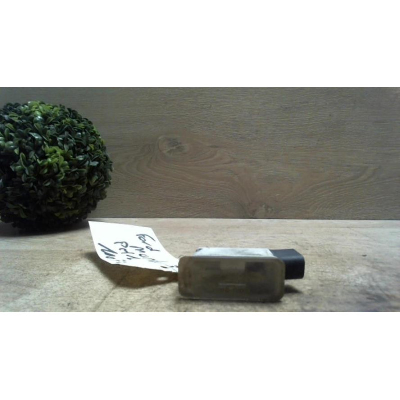 Eclairage de plaque FORD MONDEO 3 PHASE 1 BREAK d’occasion