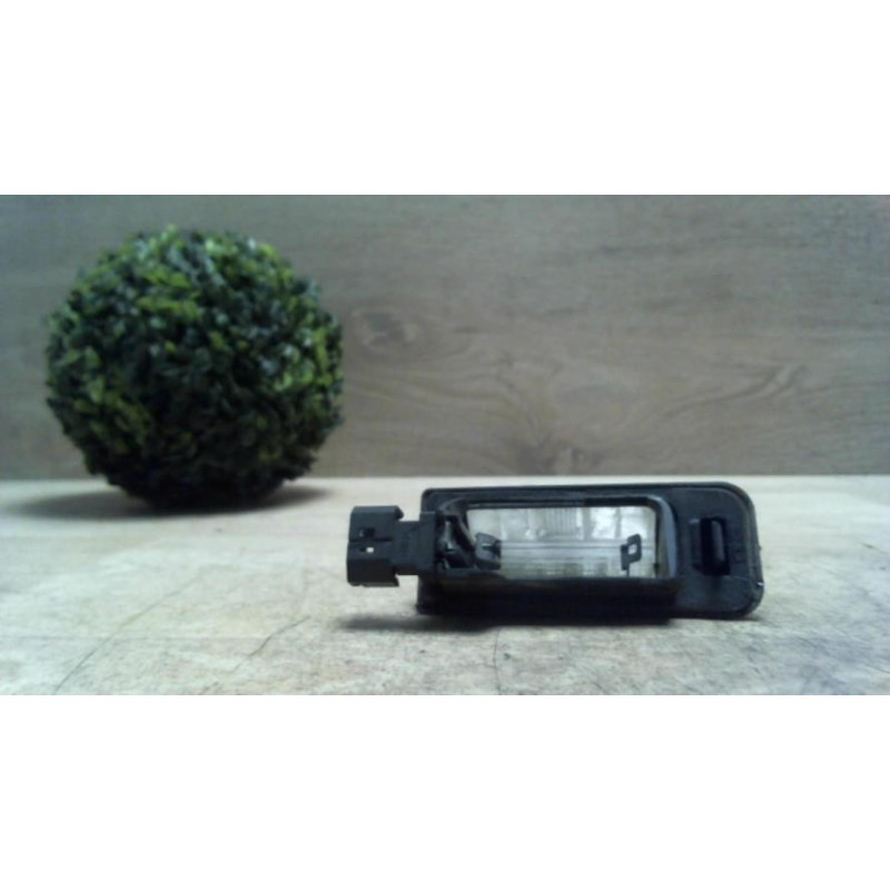 Eclairage de plaque BMW SERIE 3 E36 TOURING BREAK d’occasion